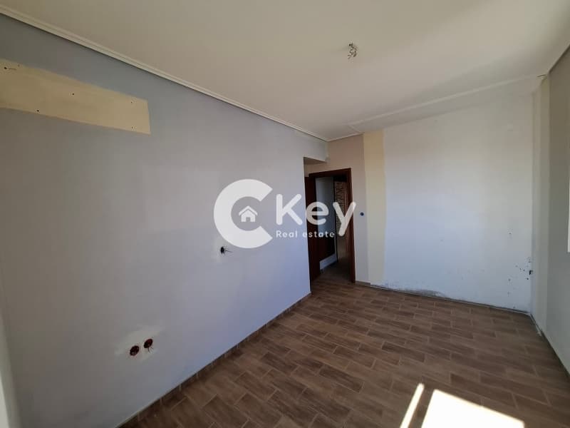 Apartment in Megala Sxoinia A, Acharnes — Photo 8 of 14