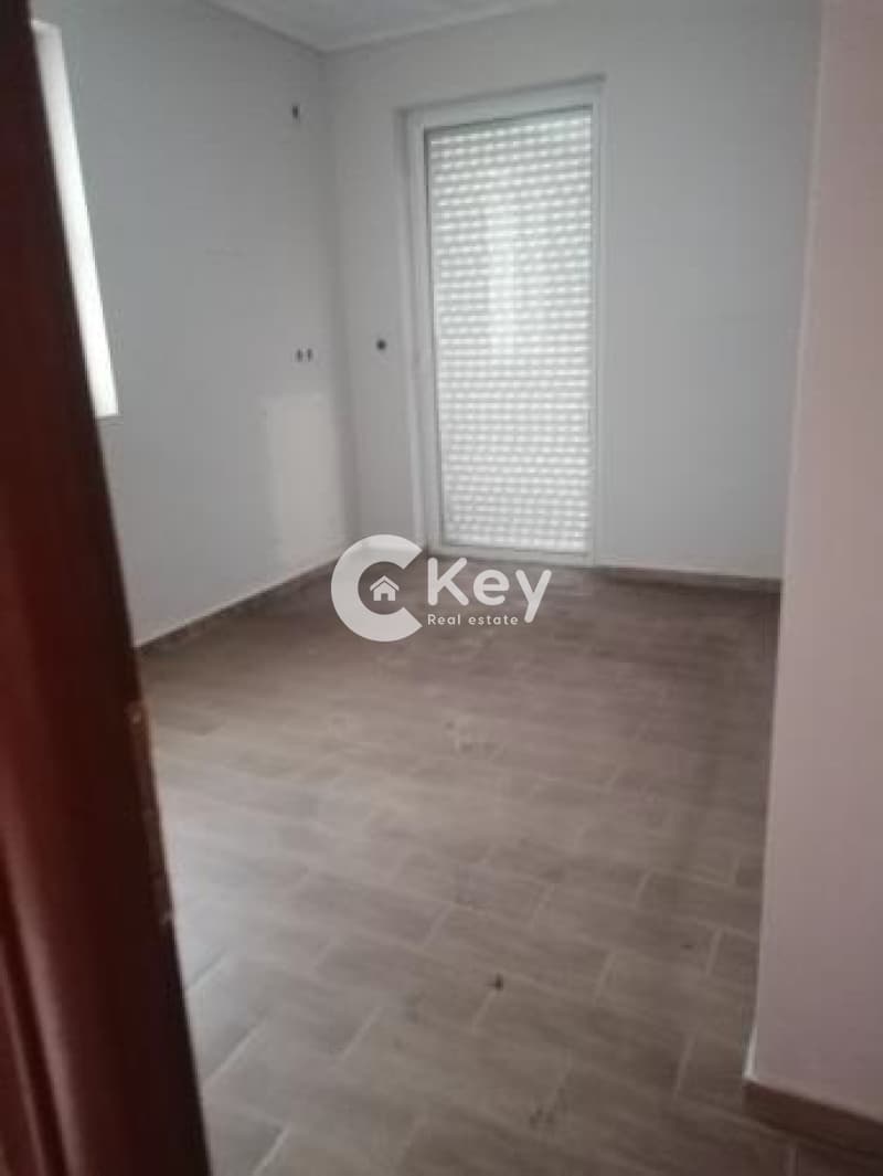 Apartment in Megala Sxoinia A, Acharnes — Photo 10 of 14