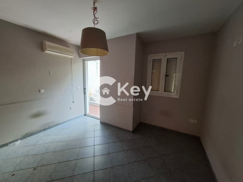 Apartment in Kithiron - Pani, Alimos — Photo 8 of 17