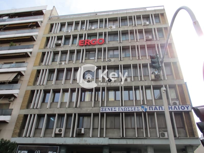 Office in Evaggelistria, Piraeus — Photo 1 of 3