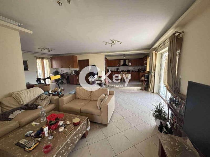 Apartment in Agia Varvara Dafnis, Dafni — Photo 1 of 12