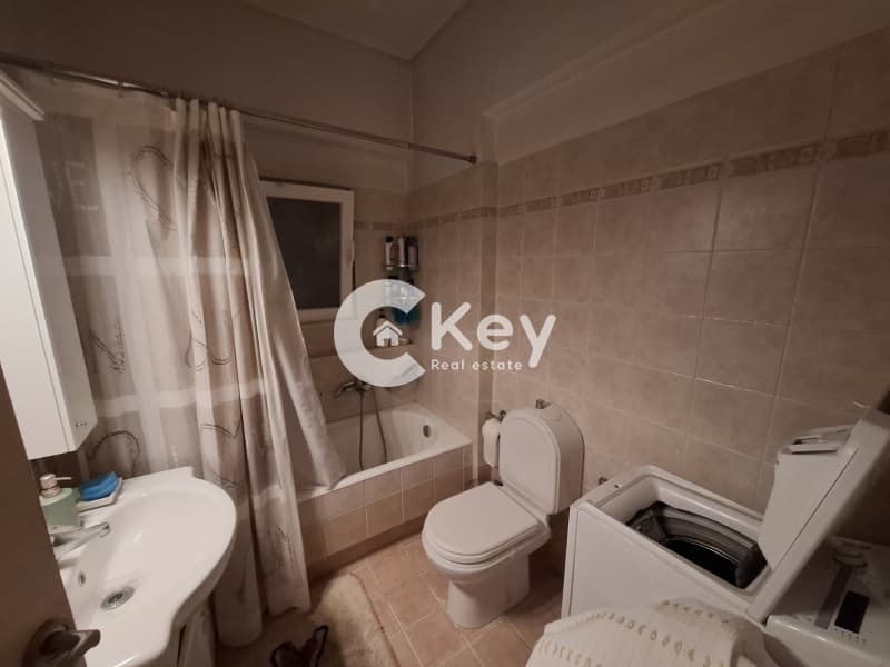 Apartment in Ampelakia, Alimos — Photo 12 of 13