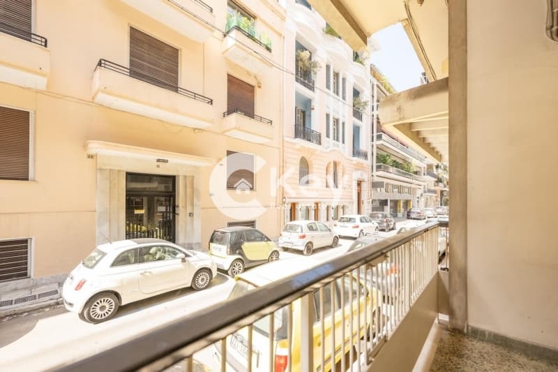 Apartment in akadimia Platonos, Kolonos - Kolokinthous — Photo 11 of 18