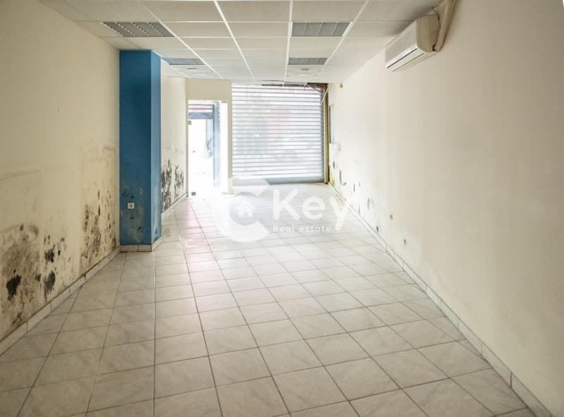 Retail Store in Agios Antonios, Peristeri — Photo 2 of 19