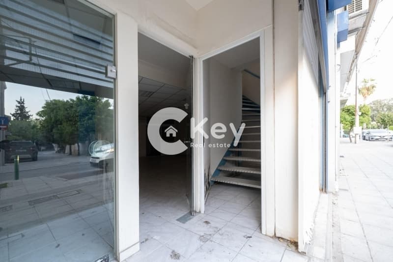 Retail Store in Agios Antonios, Peristeri — Photo 10 of 19