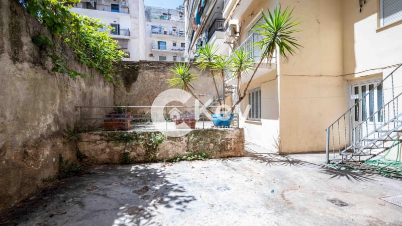 Apartment in Elinoroson, Goudi — Photo 2 of 13