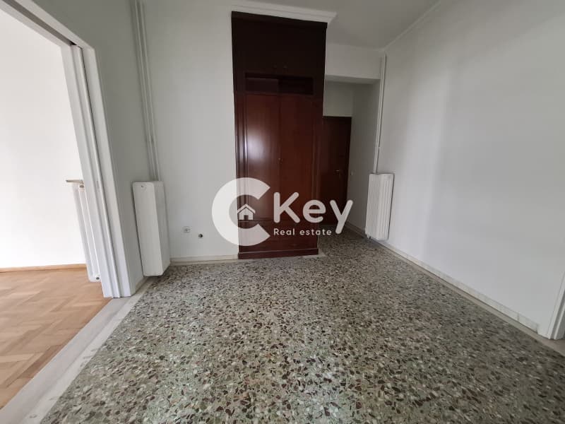 Apartment in Neo Pagkrati, Vironas — Photo 9 of 30