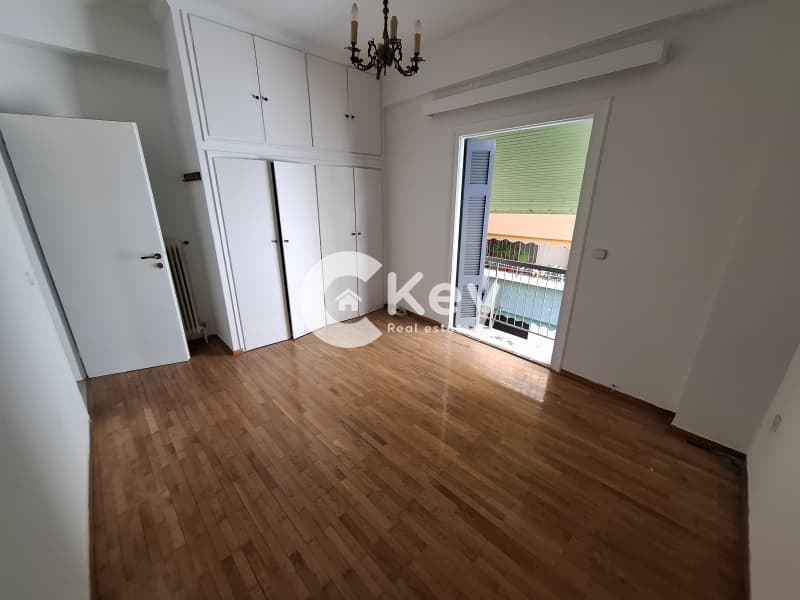 Apartment in Neo Pagkrati, Vironas — Photo 23 of 30