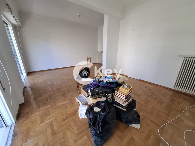 Apartment in Neo Pagkrati, Vironas — Photo 4 of 30