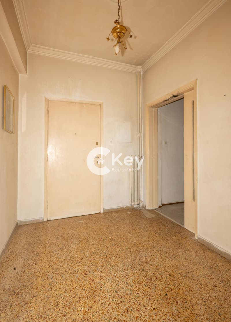 Apartment in Neo Pagkrati, Vironas — Photo 3 of 12