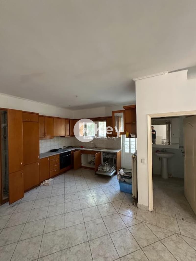 House in Agia Marina, Koropi — Photo 9 of 30