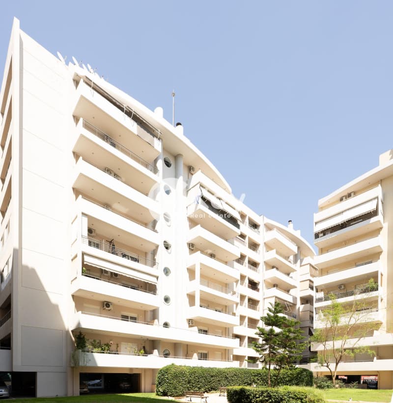 Apartment in Kaminia, Piraeus — Photo 1 of 18