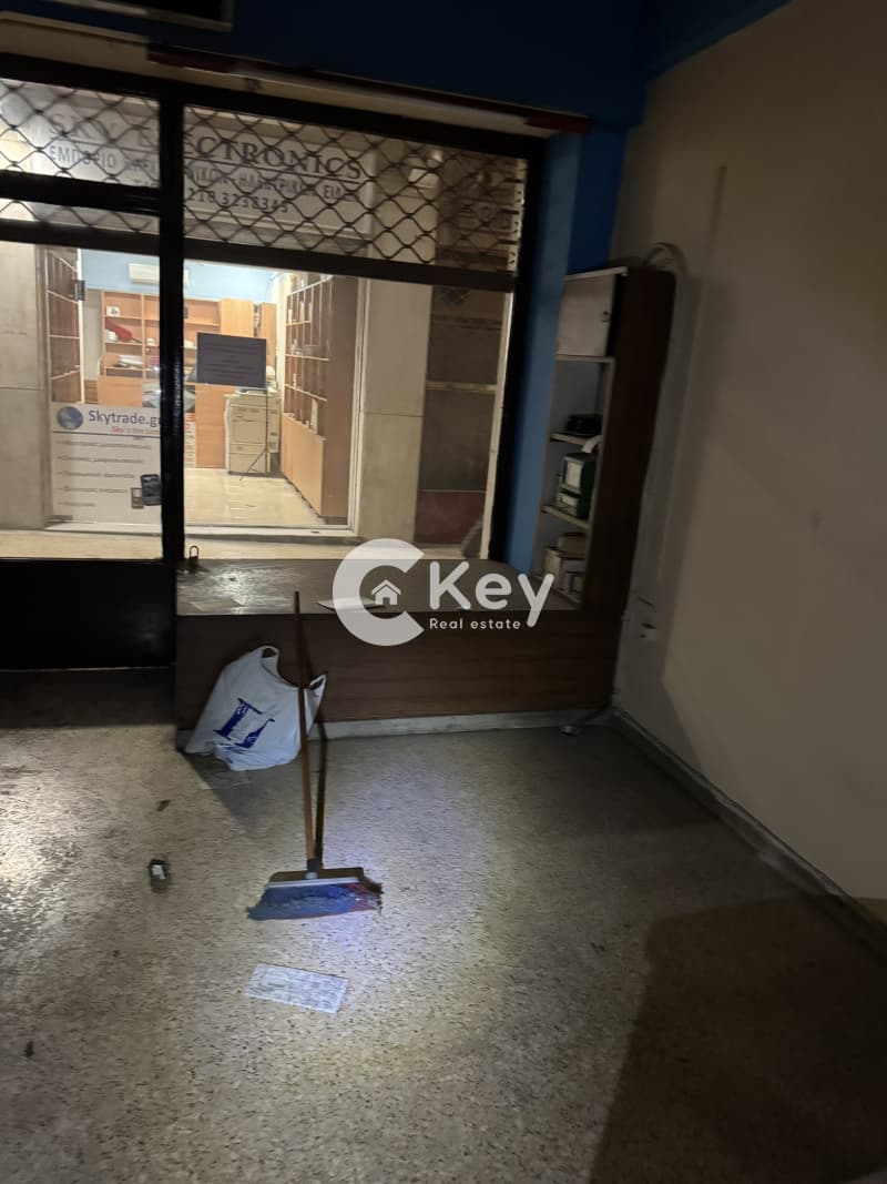 Κατάστημα στην Ακαδημία, Κέντρο — Φωτογραφία 3 από 4