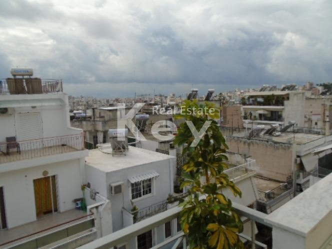 Apartment in Agios Ioannis Chrisostomos, Nikaia — Photo 11 of 15
