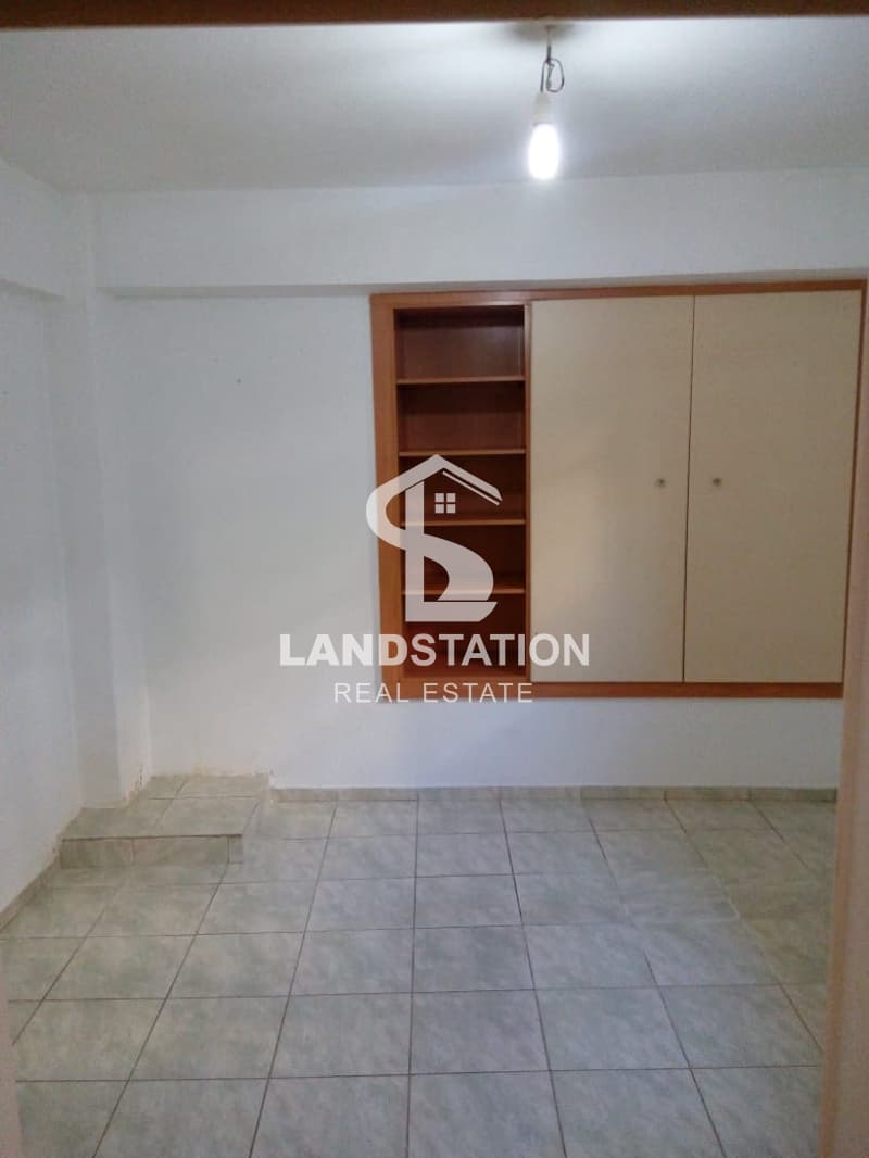Apartment in Zirineio, Kifisia — Photo 2 of 6