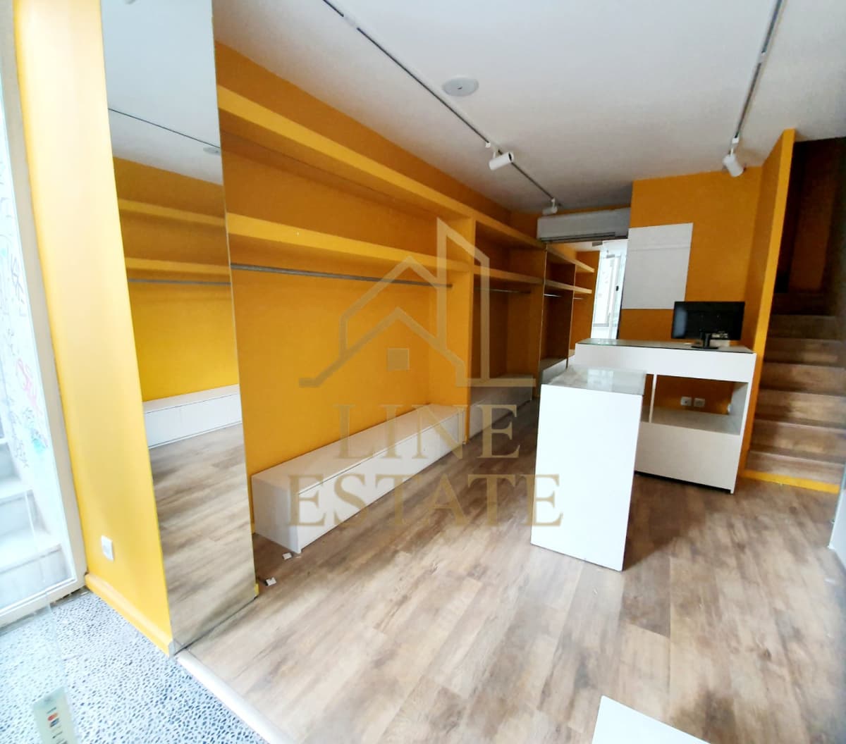 Retail Store in Center, Chalandri — Photo 17 of 18