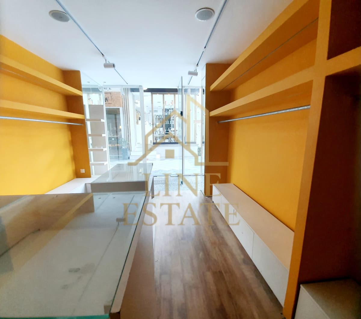Retail Store in Center, Chalandri — Photo 7 of 18