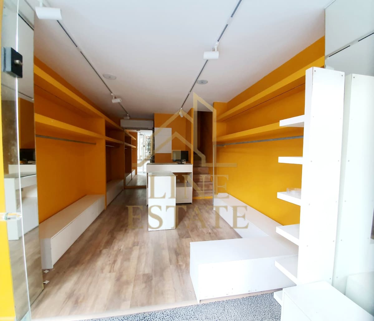 Retail Store in Center, Chalandri — Photo 4 of 18