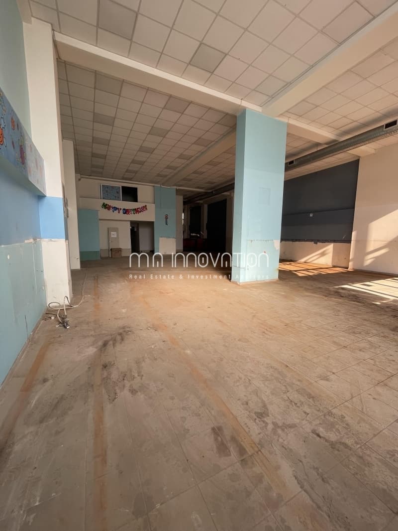 Retail Store in Kontopefko, Agia Paraskevi — Photo 10 of 10