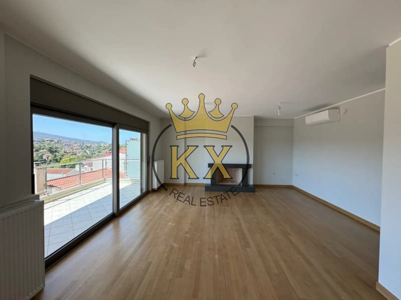 Apartment in Agia Paraskevi, Agios Stefanos — Photo 1 of 24