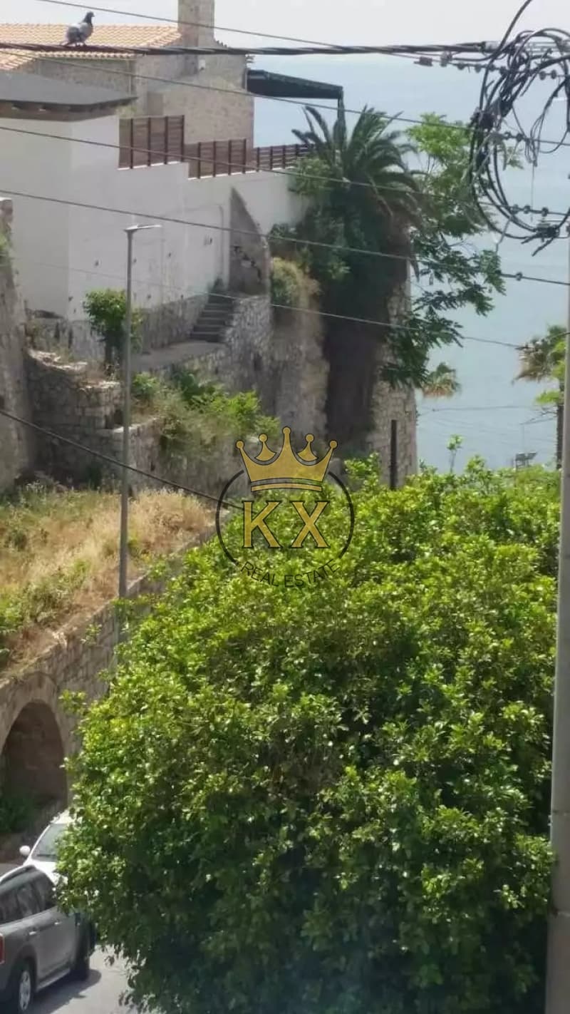 House in Kastella, Piraeus — Photo 9 of 10