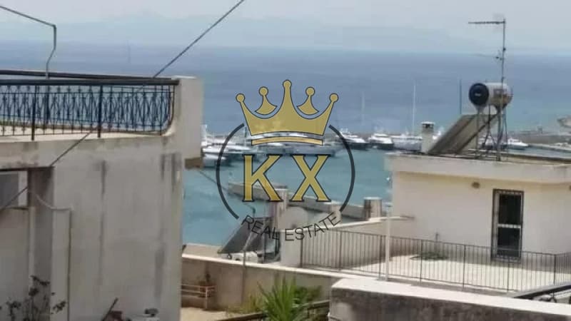 House in Kastella, Piraeus — Photo 6 of 10