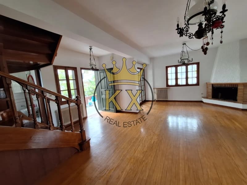 Apartment in Zirineio, Kifisia — Photo 1 of 16