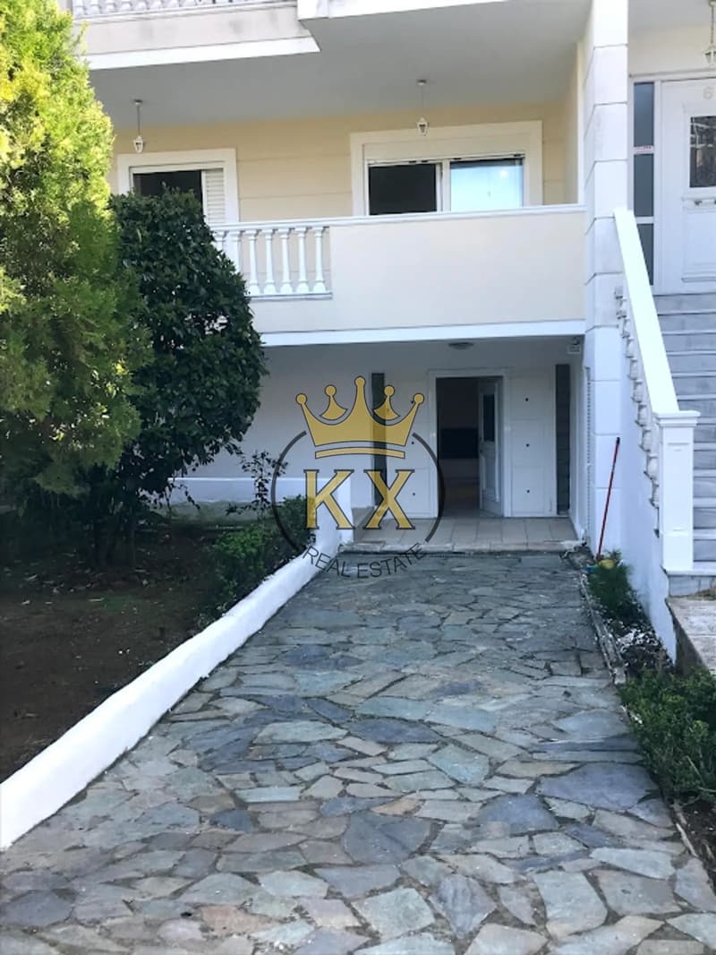 House in Drosia, Drosia — Photo 2 of 12