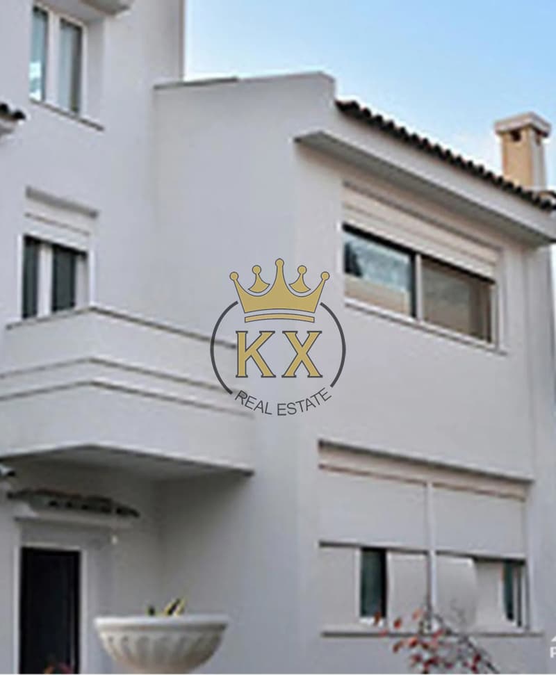 House in Center, Penteli — Photo 2 of 8