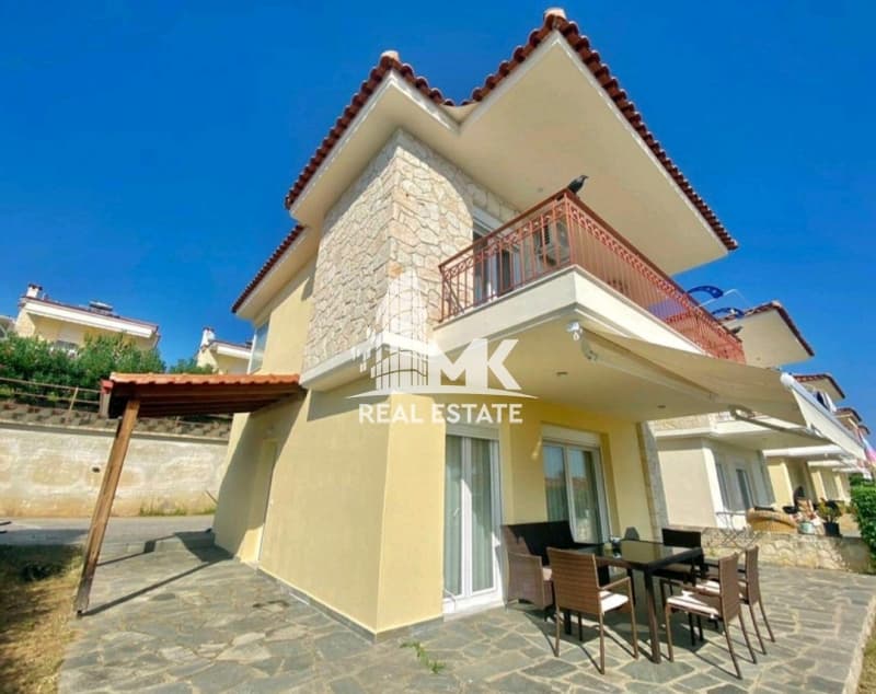 House in Loutra, Pallini — Photo 3 of 14
