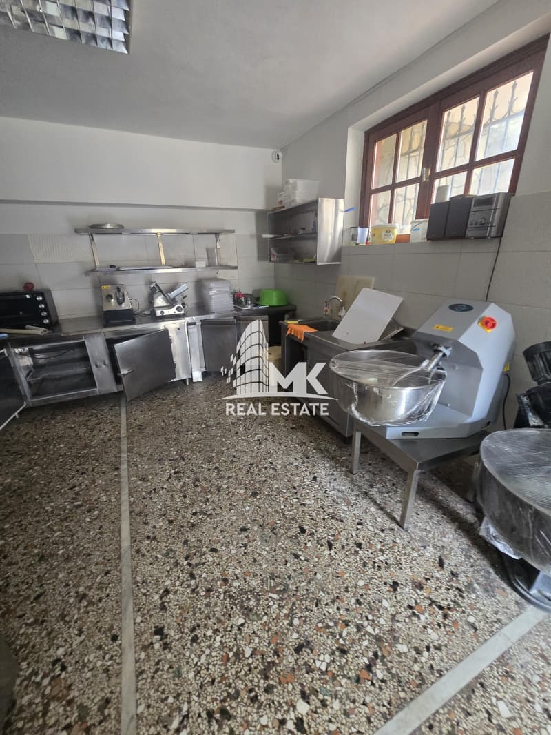 Retail Store in Center, Thermi — Photo 29 of 30