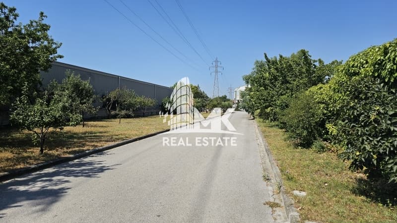 Industrial Space in Plateia Dimokratias, Stavroupoli — Photo 2 of 6