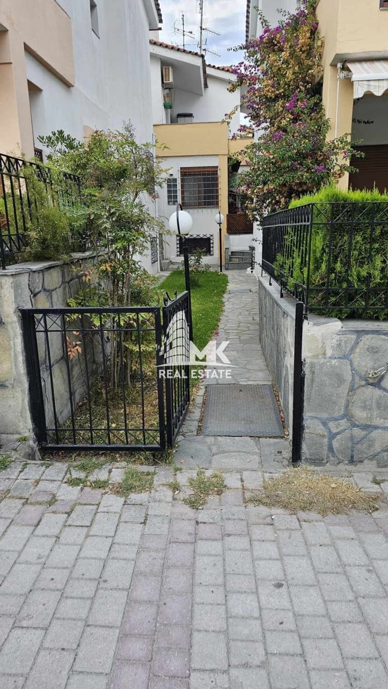 House in Pefkochori, Pallini — Photo 23 of 30