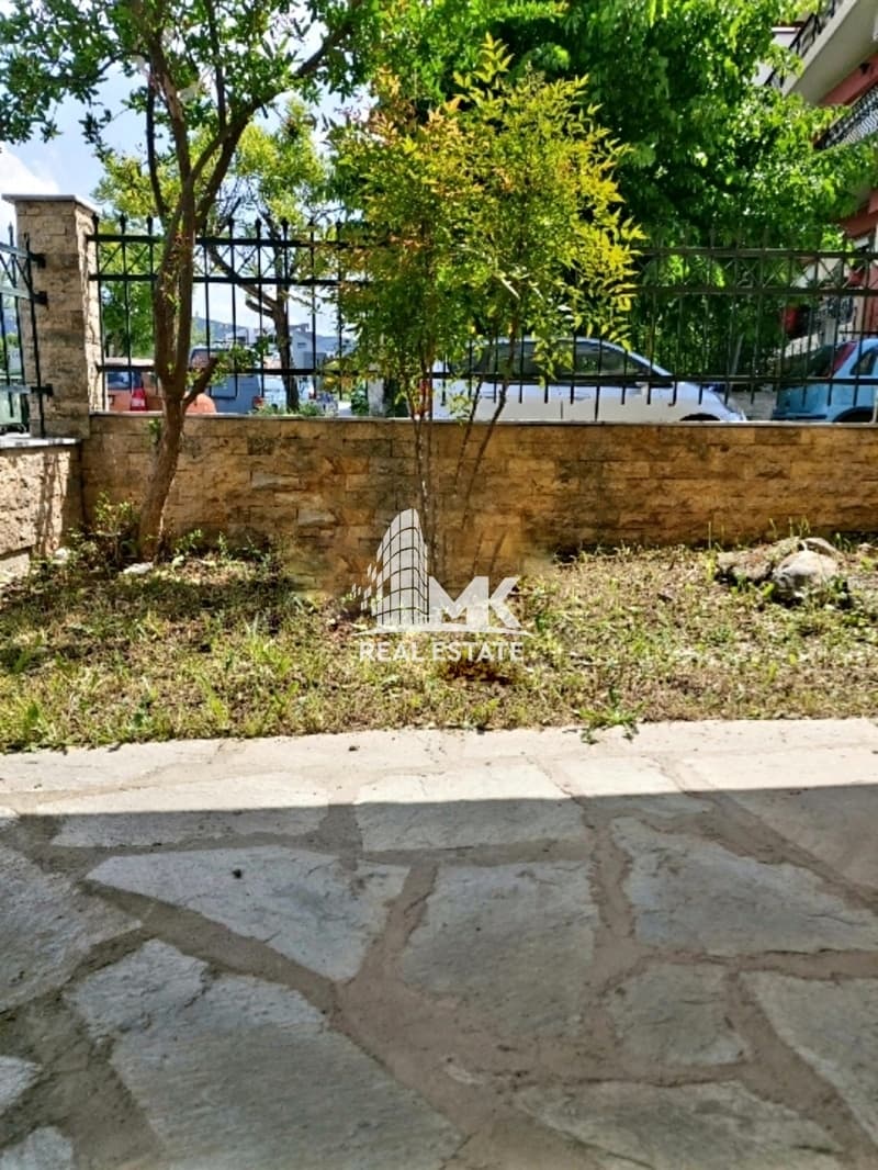 Apartment in Pylaiotika, Pylea — Photo 1 of 21