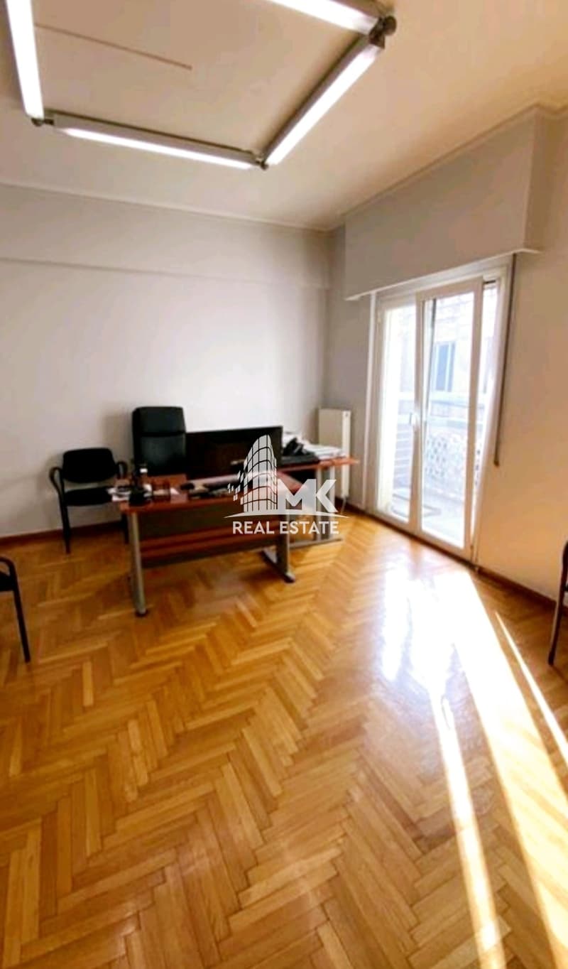 Apartment in Zoni Chondreboriou, Exarchia - Neapoli — Photo 18 of 26