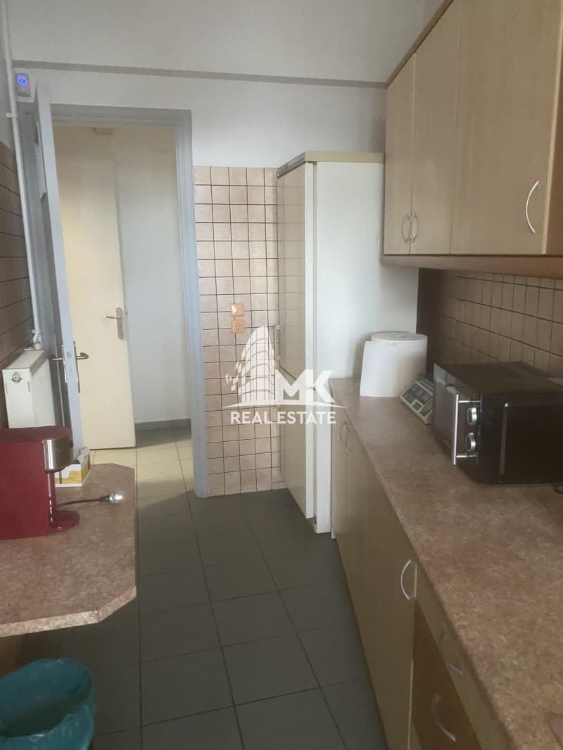 Apartment in Zoni Chondreboriou, Exarchia - Neapoli — Photo 12 of 26
