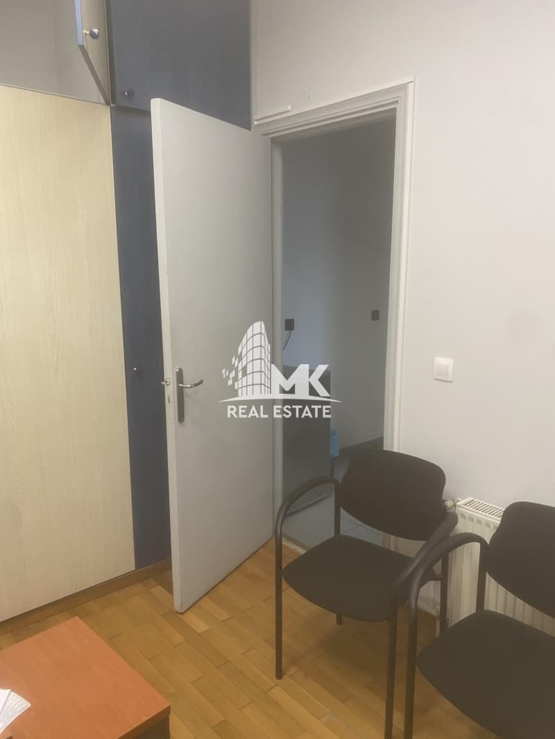 Apartment in Zoni Chondreboriou, Exarchia - Neapoli — Photo 16 of 26