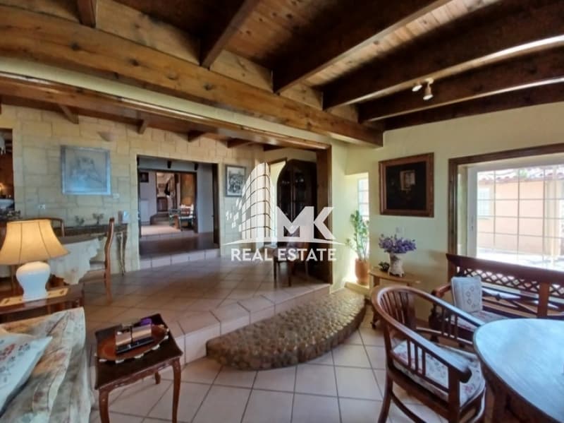 House in Loutra, Pallini — Photo 10 of 25