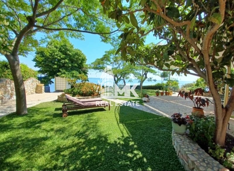 House in Loutra, Pallini — Photo 3 of 25