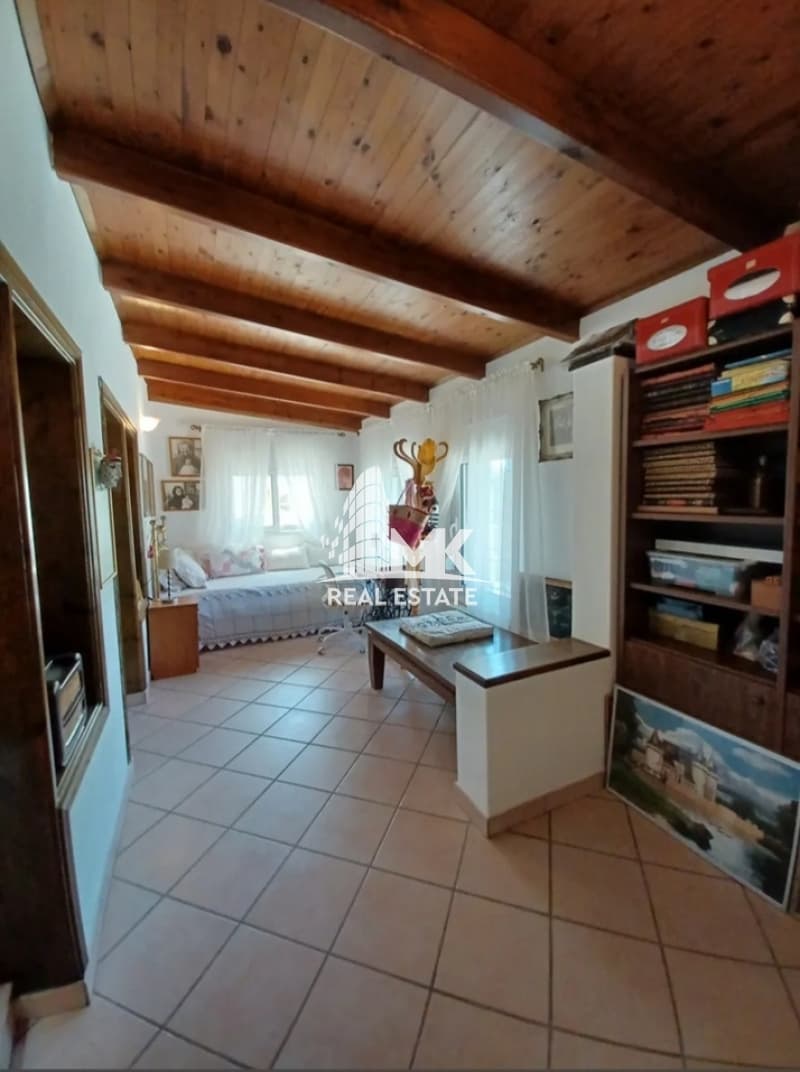 House in Loutra, Pallini — Photo 15 of 25