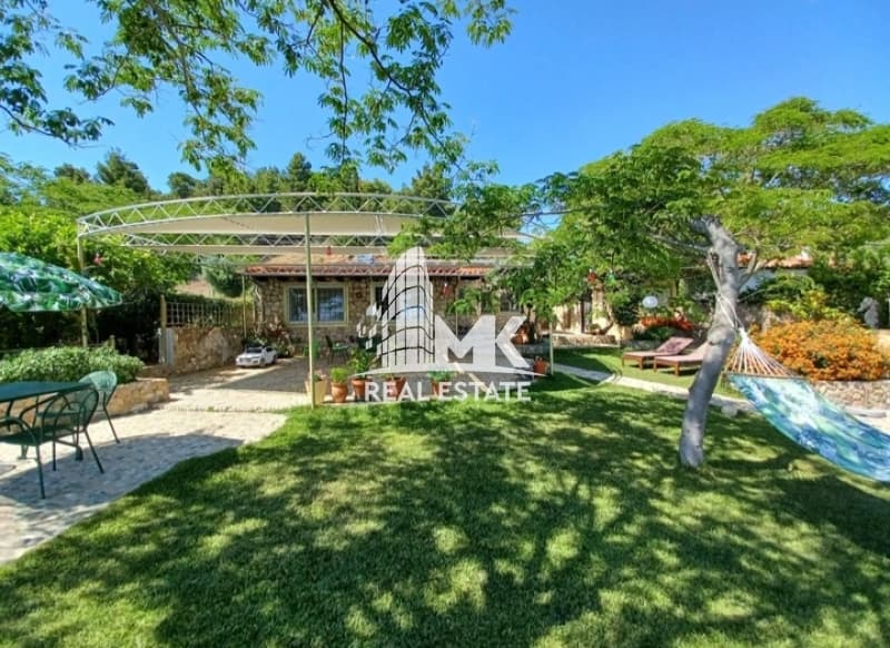 House in Loutra, Pallini — Photo 1 of 25