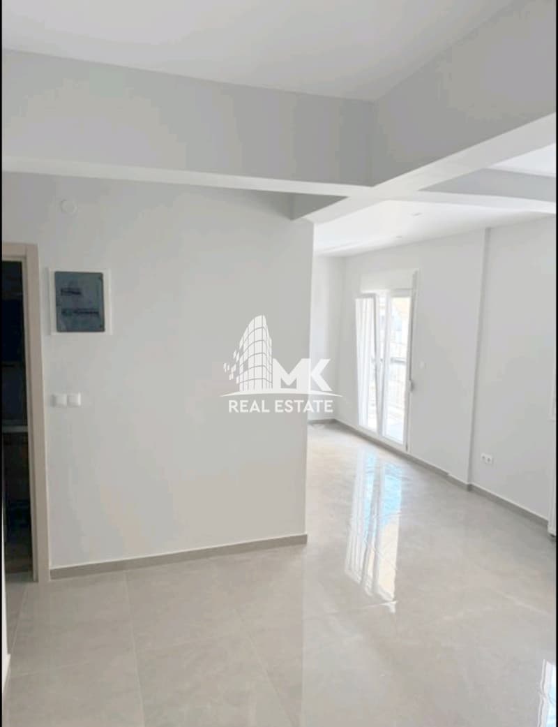Apartment in Riga Feraiou, Neapoli — Photo 8 of 22