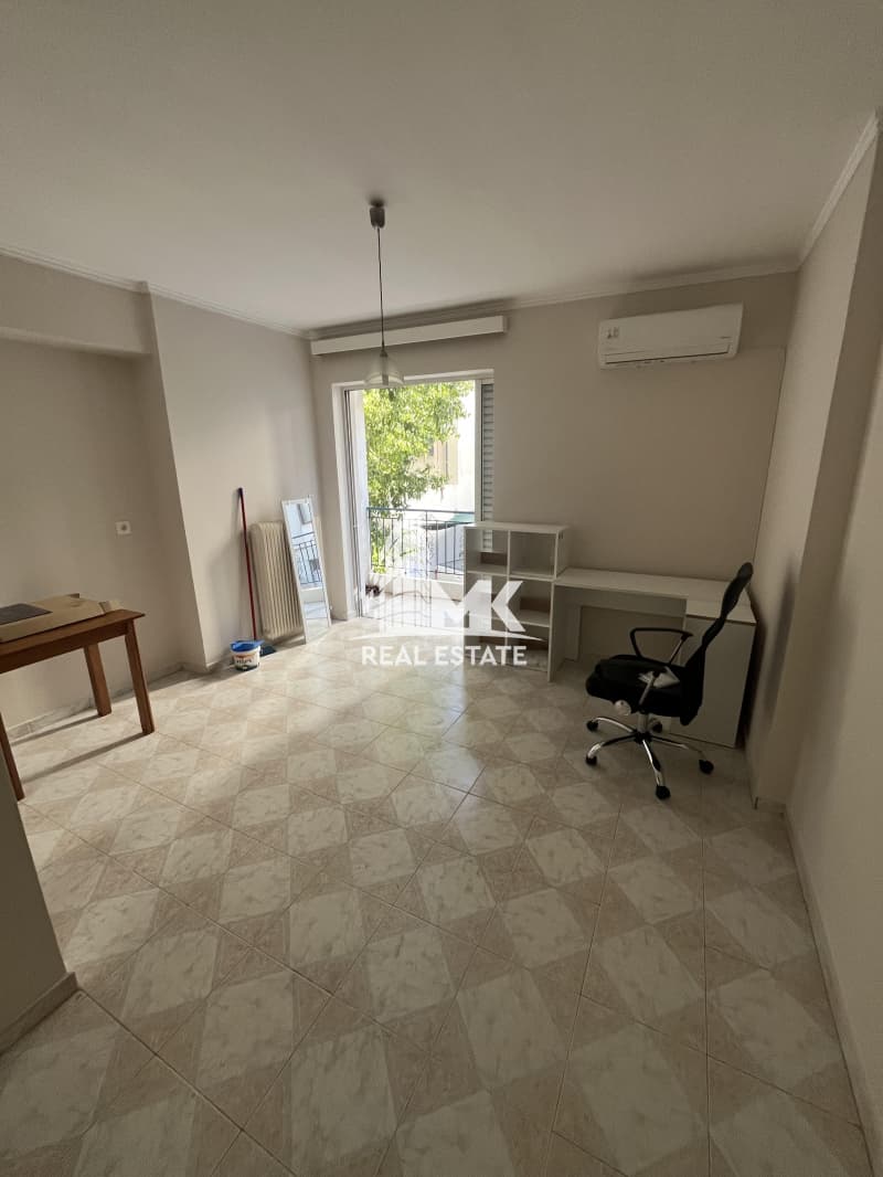 Apartment in Pyrosvestio, Patra — Photo 5 of 9