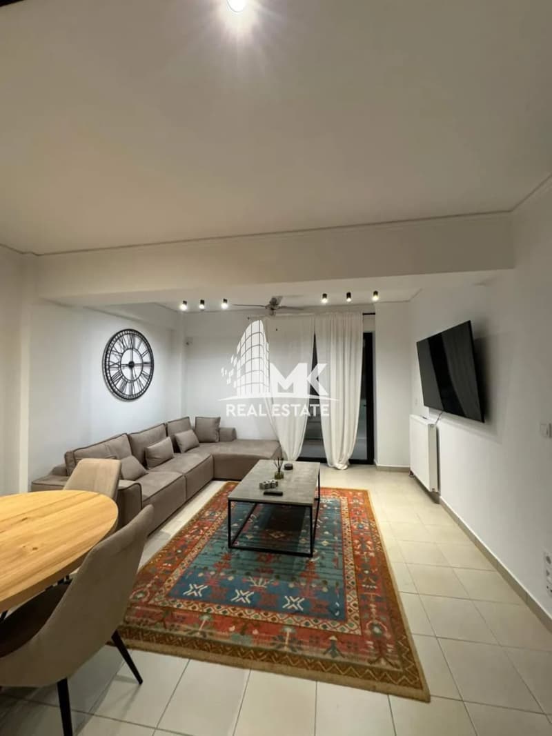 Apartment in Pyrosvestio, Patra — Photo 1 of 25
