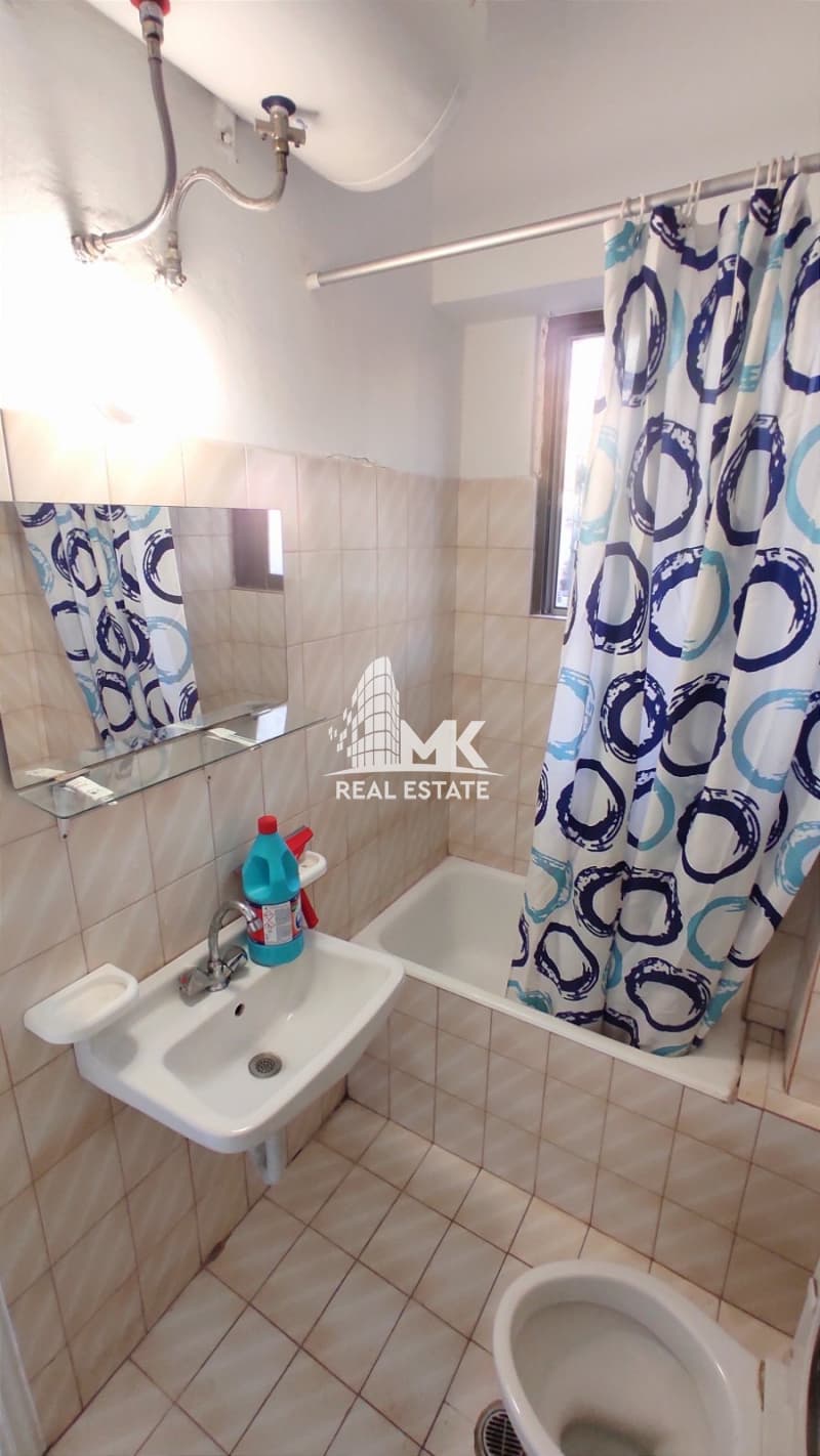 Apartment in Frourio, Patra — Photo 9 of 19