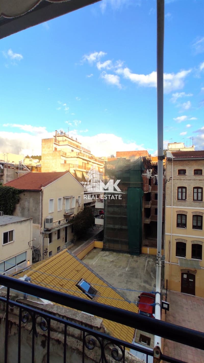 Apartment in Frourio, Patra — Photo 13 of 19