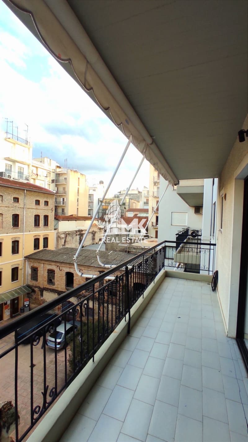 Apartment in Frourio, Patra — Photo 14 of 19