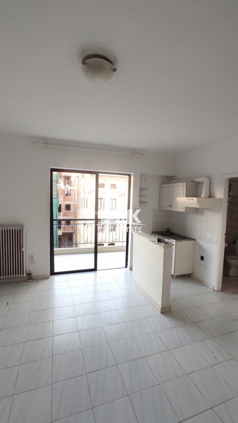 Apartment in Frourio, Patra — Photo 1 of 19