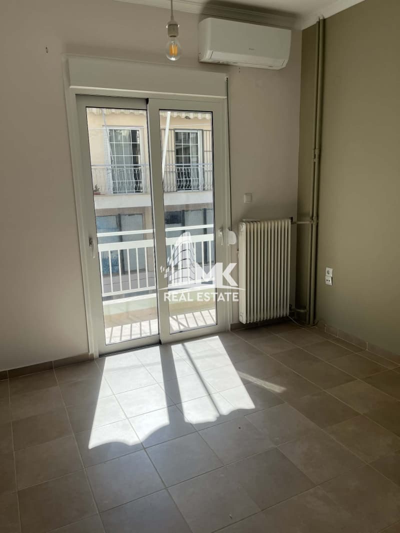 Apartment in Agia Sofia, Patra — Photo 1 of 17