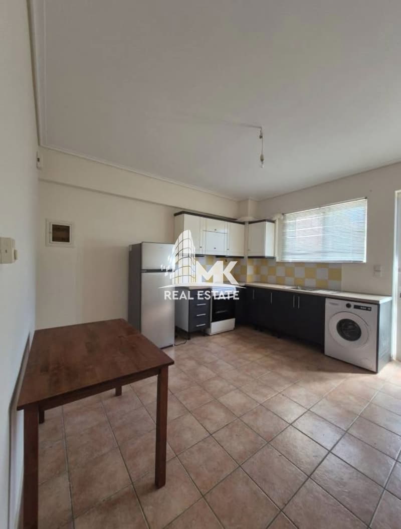 Apartment in T.E.I., Patra — Photo 1 of 5